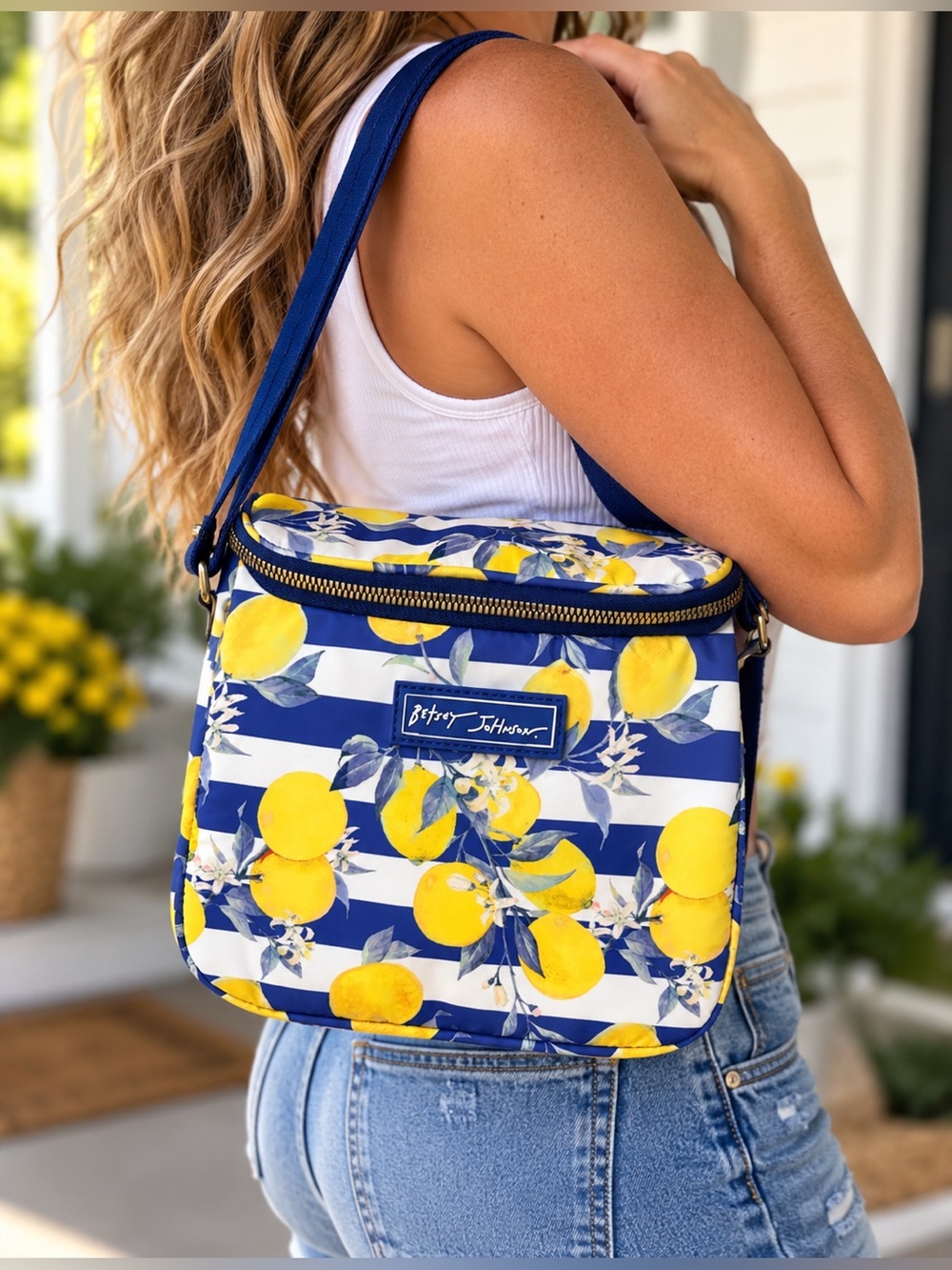 Betsey Johnson Blue & white stripes lemon 🍋 lunch tote